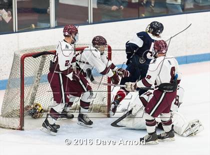 Thumbnail 3 in Gloucester vs. Lincoln-Sudbury (MIAA Division 2 North Semifinal) photogallery.