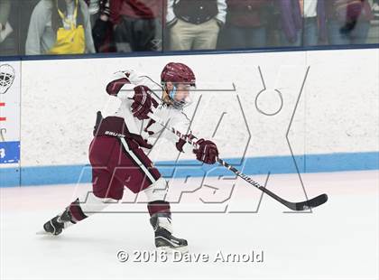 Thumbnail 2 in Gloucester vs. Lincoln-Sudbury (MIAA Division 2 North Semifinal) photogallery.