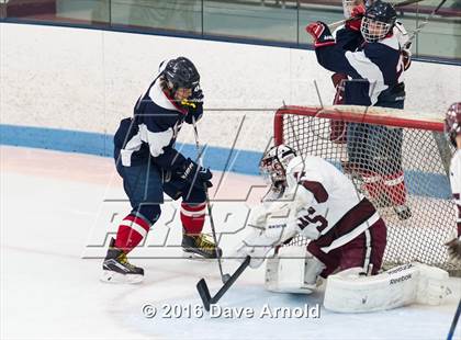 Thumbnail 1 in Gloucester vs. Lincoln-Sudbury (MIAA Division 2 North Semifinal) photogallery.