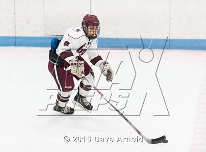Thumbnail 3 in Gloucester vs. Lincoln-Sudbury (MIAA Division 2 North Semifinal) photogallery.