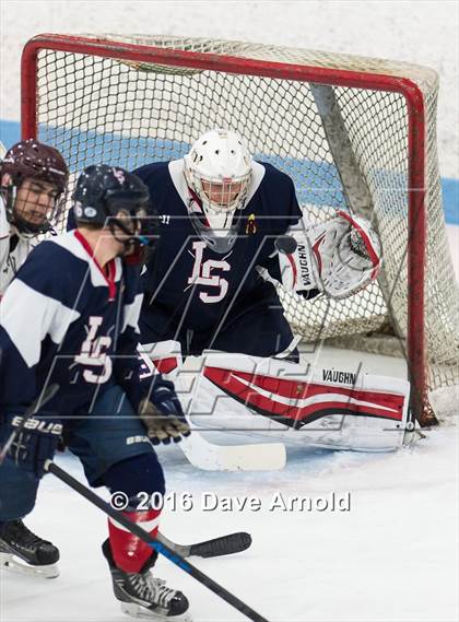 Thumbnail 1 in Gloucester vs. Lincoln-Sudbury (MIAA Division 2 North Semifinal) photogallery.