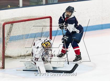 Thumbnail 2 in Gloucester vs. Lincoln-Sudbury (MIAA Division 2 North Semifinal) photogallery.