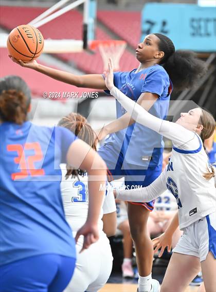 Thumbnail 1 in Canyon View vs. Bishop Gorman (Section 7) photogallery.