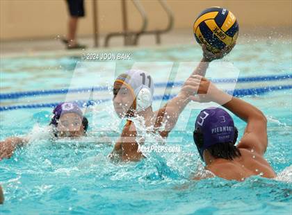 Thumbnail 1 in Piedmont vs Alameda (Labor Day Bash) photogallery.