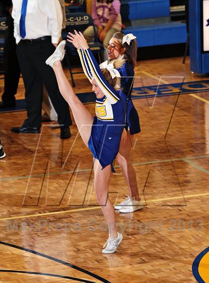 Thumbnail 2 in Carter @ Gatlinburg-Pittman photogallery.