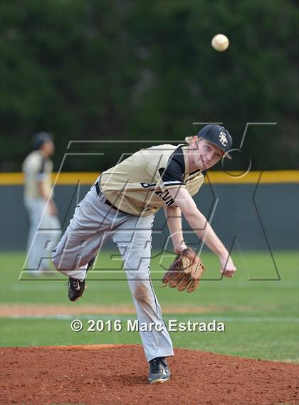Thumbnail 3 in St. Petersburg Catholic @ Shorecrest Prep photogallery.