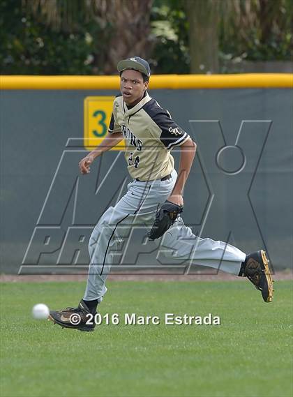 Thumbnail 2 in St. Petersburg Catholic @ Shorecrest Prep photogallery.