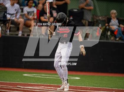 Thumbnail 2 in Centerville vs. Harleton (UIL 2A Region III Semifinal) photogallery.