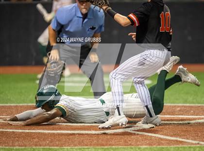 Thumbnail 2 in Centerville vs. Harleton (UIL 2A Region III Semifinal) photogallery.