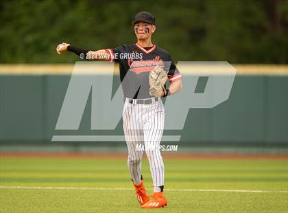 Thumbnail 2 in Centerville vs. Harleton (UIL 2A Region III Semifinal) photogallery.