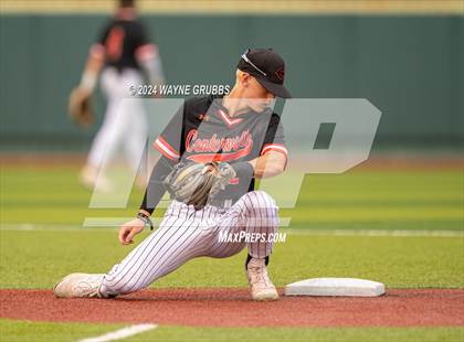 Thumbnail 2 in Centerville vs. Harleton (UIL 2A Region III Semifinal) photogallery.
