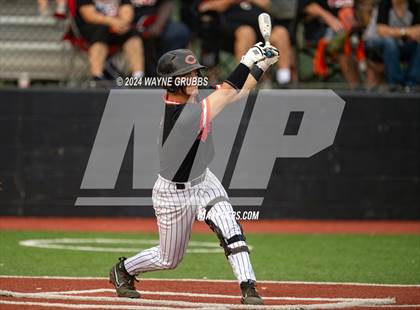 Thumbnail 1 in Centerville vs. Harleton (UIL 2A Region III Semifinal) photogallery.