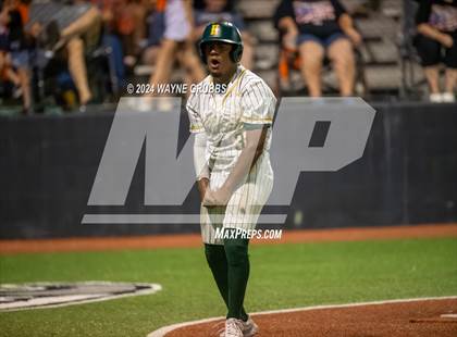 Thumbnail 3 in Centerville vs. Harleton (UIL 2A Region III Semifinal) photogallery.