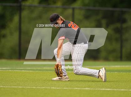 Thumbnail 2 in Centerville vs. Harleton (UIL 2A Region III Semifinal) photogallery.