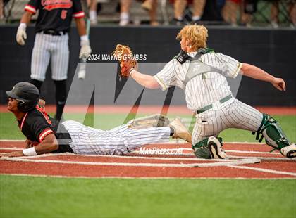 Thumbnail 2 in Centerville vs. Harleton (UIL 2A Region III Semifinal) photogallery.