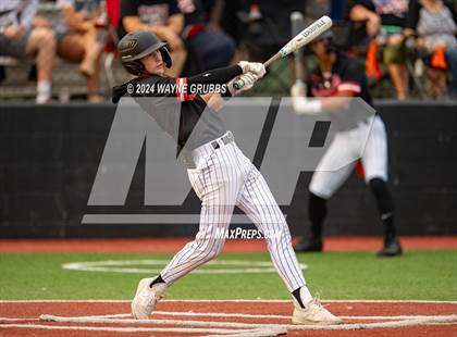Thumbnail 2 in Centerville vs. Harleton (UIL 2A Region III Semifinal) photogallery.