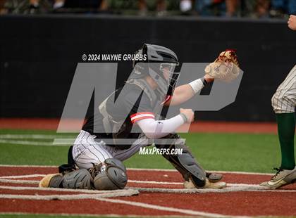 Thumbnail 2 in Centerville vs. Harleton (UIL 2A Region III Semifinal) photogallery.