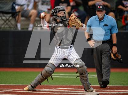 Thumbnail 1 in Centerville vs. Harleton (UIL 2A Region III Semifinal) photogallery.