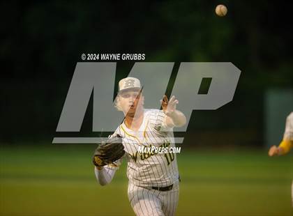 Thumbnail 3 in Centerville vs. Harleton (UIL 2A Region III Semifinal) photogallery.