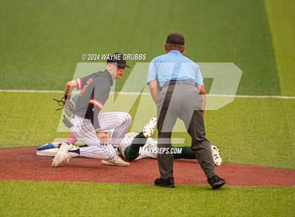 Thumbnail 1 in Centerville vs. Harleton (UIL 2A Region III Semifinal) photogallery.