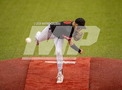 Thumbnail 2 in Centerville vs. Harleton (UIL 2A Region III Semifinal) photogallery.