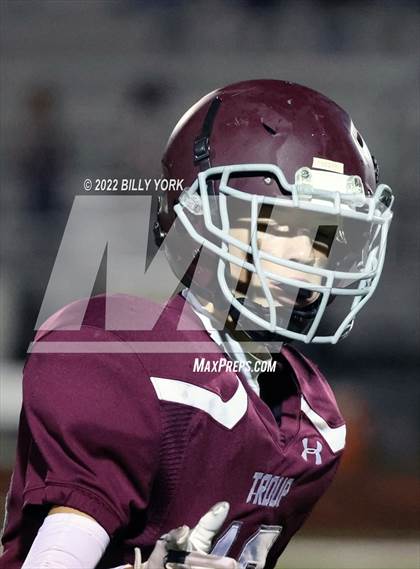 Thumbnail 1 in Grand Saline vs Troup photogallery.