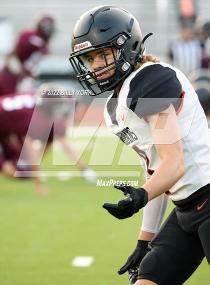 Thumbnail 2 in Grand Saline vs Troup photogallery.