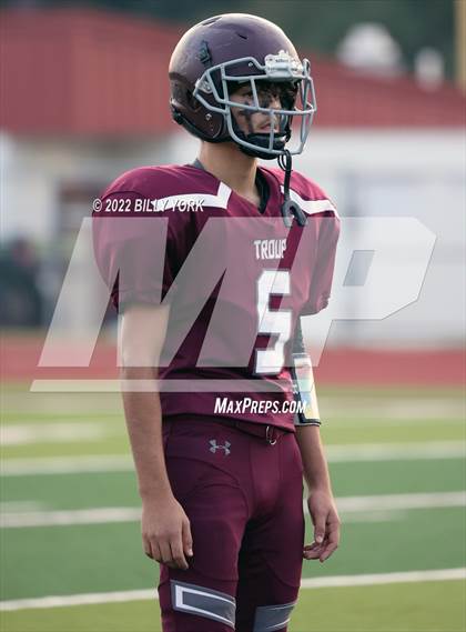 Thumbnail 2 in Grand Saline vs Troup photogallery.