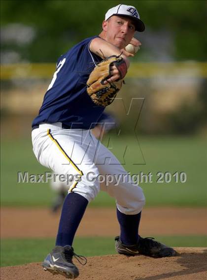 Thumbnail 3 in Ponderosa @ Oak Ridge photogallery.
