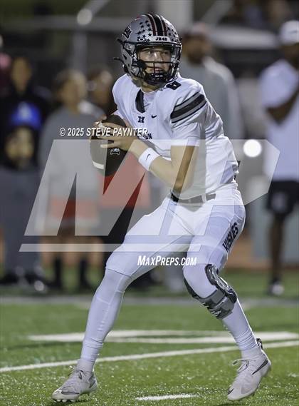 Thumbnail 1 in Hamilton @ Chandler photogallery.