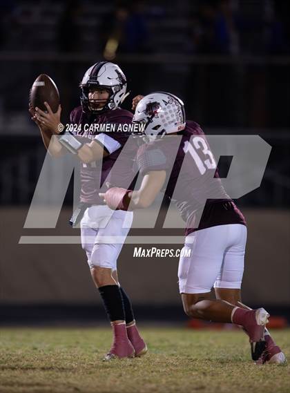 Thumbnail 2 in Iola vs Granger photogallery.