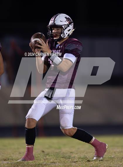 Thumbnail 2 in Iola vs Granger photogallery.