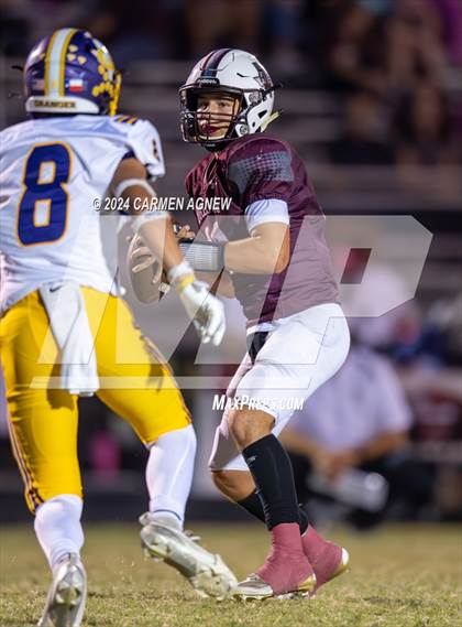 Thumbnail 1 in Iola vs Granger photogallery.