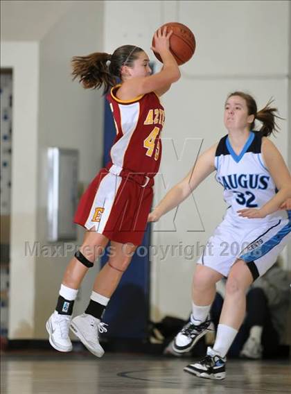 Thumbnail 3 in Esperanza vs Saugus (Larry Doyle Tournament) photogallery.