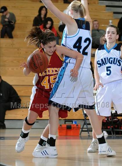 Thumbnail 2 in Esperanza vs Saugus (Larry Doyle Tournament) photogallery.