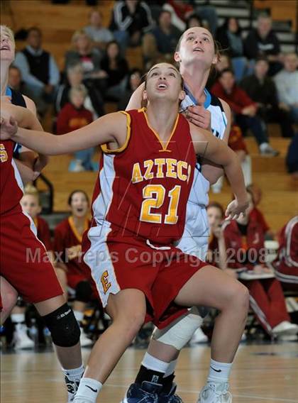 Thumbnail 3 in Esperanza vs Saugus (Larry Doyle Tournament) photogallery.