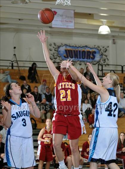 Thumbnail 2 in Esperanza vs Saugus (Larry Doyle Tournament) photogallery.