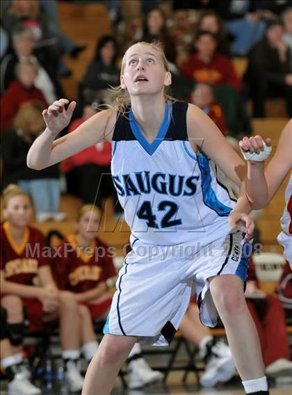 Thumbnail 3 in Esperanza vs Saugus (Larry Doyle Tournament) photogallery.