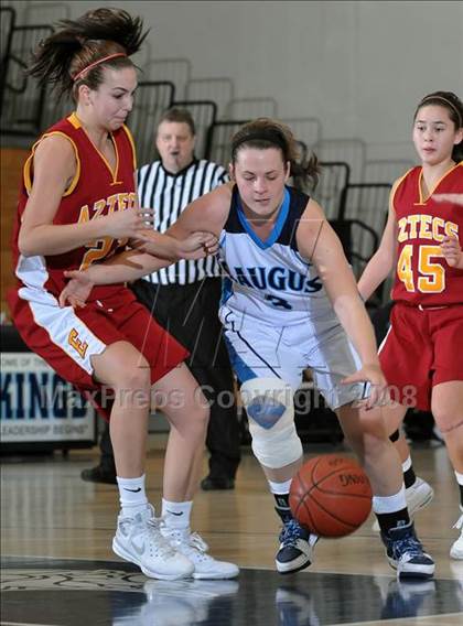 Thumbnail 2 in Esperanza vs Saugus (Larry Doyle Tournament) photogallery.