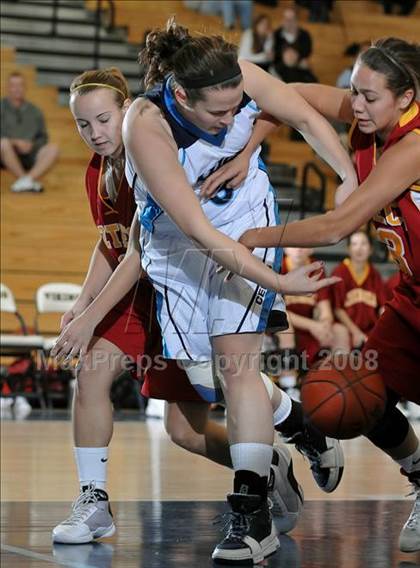 Thumbnail 1 in Esperanza vs Saugus (Larry Doyle Tournament) photogallery.