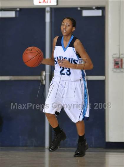 Thumbnail 3 in Esperanza vs Saugus (Larry Doyle Tournament) photogallery.