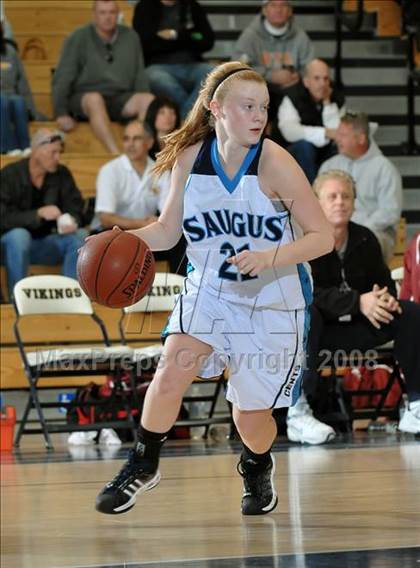 Thumbnail 3 in Esperanza vs Saugus (Larry Doyle Tournament) photogallery.