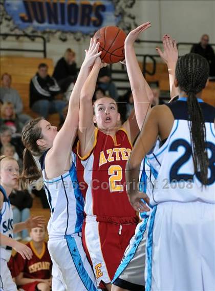 Thumbnail 2 in Esperanza vs Saugus (Larry Doyle Tournament) photogallery.