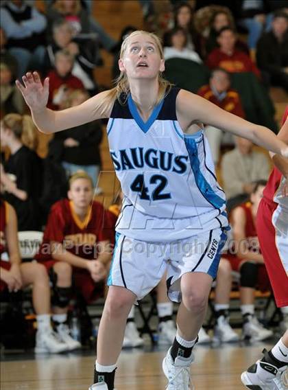Thumbnail 2 in Esperanza vs Saugus (Larry Doyle Tournament) photogallery.