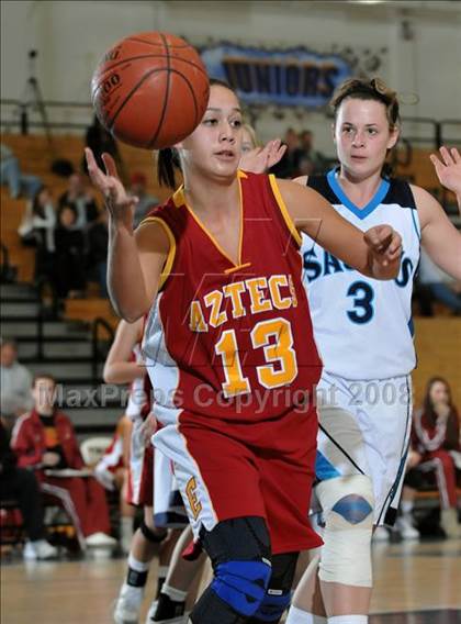 Thumbnail 3 in Esperanza vs Saugus (Larry Doyle Tournament) photogallery.