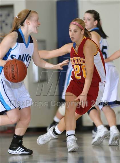 Thumbnail 2 in Esperanza vs Saugus (Larry Doyle Tournament) photogallery.