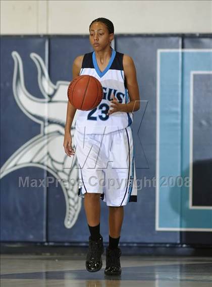 Thumbnail 1 in Esperanza vs Saugus (Larry Doyle Tournament) photogallery.
