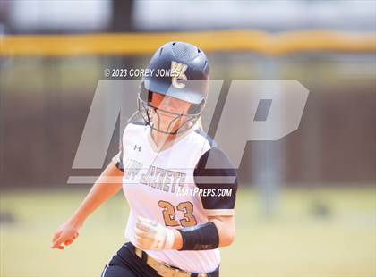 Thumbnail 1 in Wayne County vs Sonoraville (GHSA 4A State Tournament) photogallery.