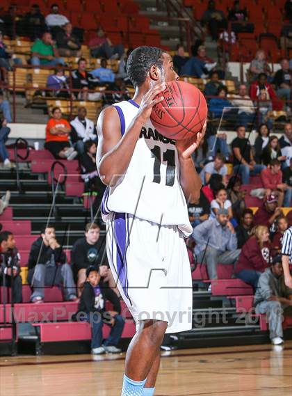 Thumbnail 1 in Lewisville vs. Ranger (Fantasy of Lights Tournament) photogallery.