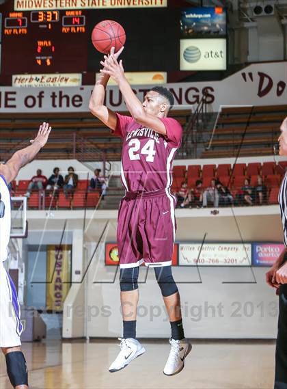 Thumbnail 1 in Lewisville vs. Ranger (Fantasy of Lights Tournament) photogallery.